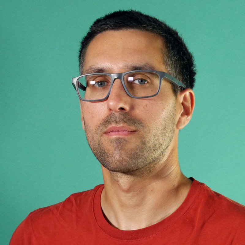 Romain Poulin, Docteur en Pharmacie et Directeur Opérationnel chez Défimédoc